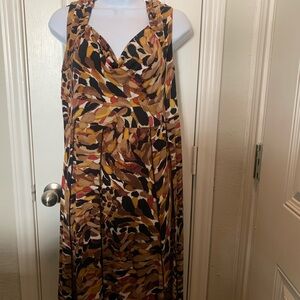 Perceptions Sleeveless Maxi Dress in Mustard, Black, Brown & Red Leaf Print